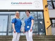 Erster Jahrgang der Generalistik beendet Ausbildung an der Carus Akademie